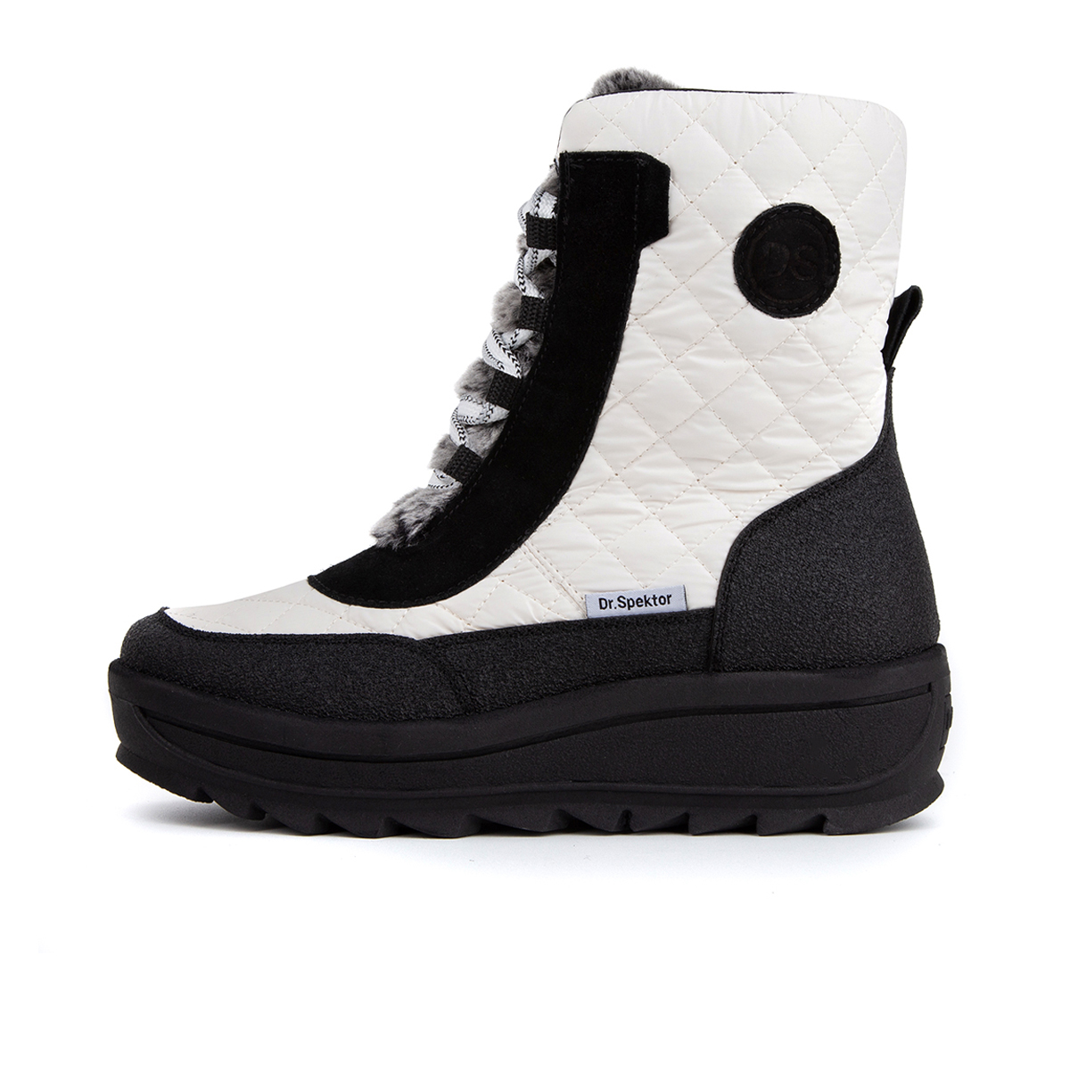 Высокие зимние ботинки